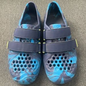 EUC Plae MIMO water shoes size 13